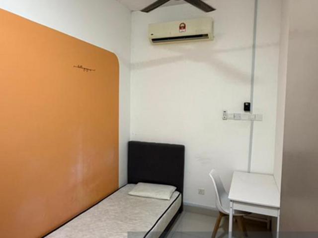 SkyVille 8 @ Benteng 8, Taman United, Jalan Klang Lama Old Klang Road