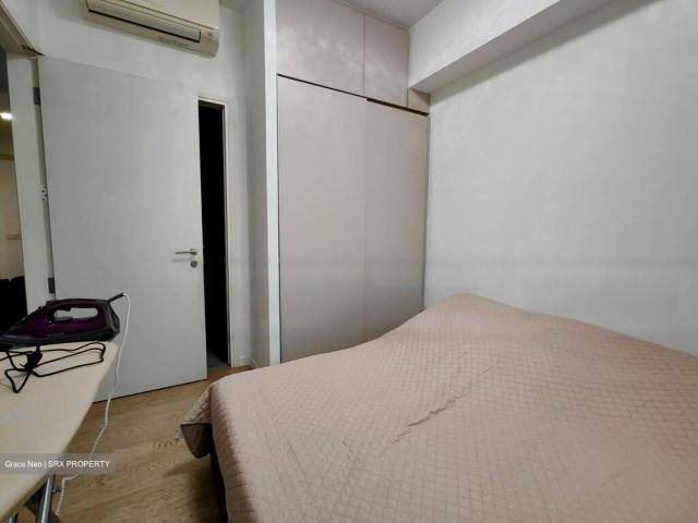 Sky Green D13, Condominium