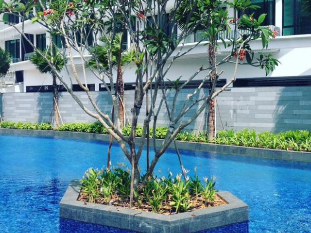 Sky Green. NEXT to mrt Condominium For Sale, $1,780,000, 2 Bed 2 Bath 797 sqft $2,233.00 psf