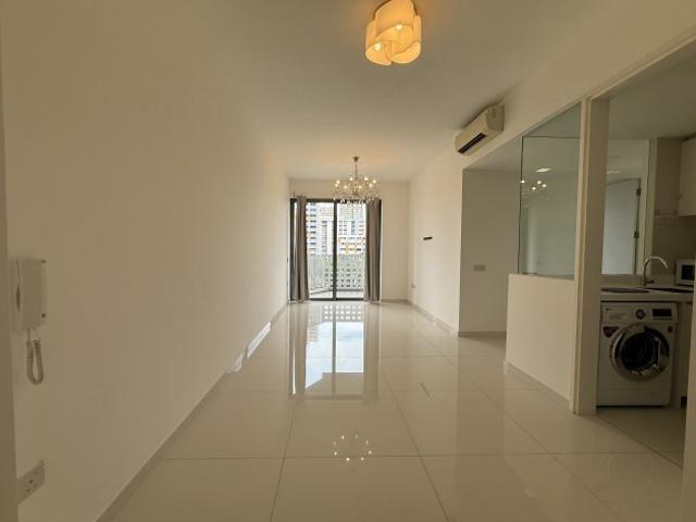Sky Habitat Condominium For Sale, $2,000,000, 2 Bed 2 Bath 1,023 sqft $1,955.00 psf