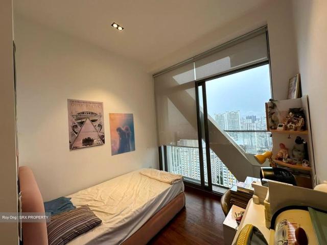 Sky Habitat D20, Condominium