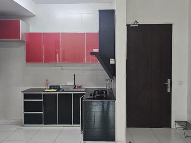 Sky Oasis Residence Setia Indah 2 Beds 2 Baths Partial Furnished Unit