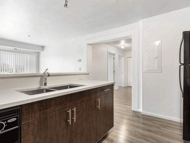 Sky Pointe Estates 1 Bedroom Apartment for Rent at 5960 Little Pine Loop, Regina, SK S4X 0H5 Twin Lakes