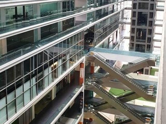 SKY PARK ONE CITY OFFICE LEVEL 6 FOR RENT