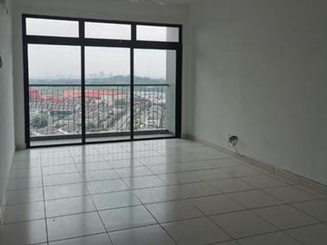 Sky peak setia tropika