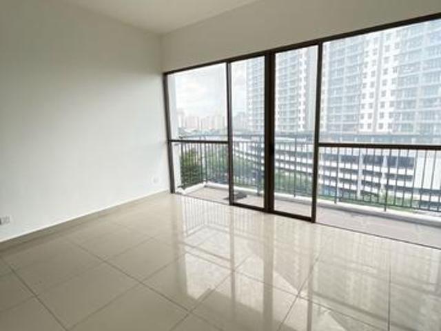 Skycube Residence In Relau Sungai Ara Original 2 Carpark For Sale