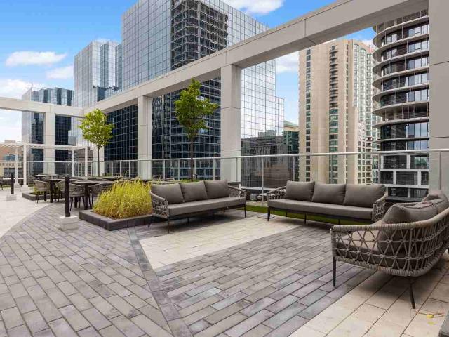 Skye Rentals 1 Bedroom Apartment for Rent at 383 Albert St, Ottawa, ON K1R 0C8 Downtown Ottawa