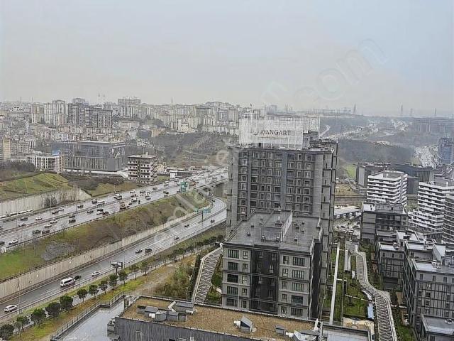 Skyland Geniş Yüksek Kat Satılık 1+1
