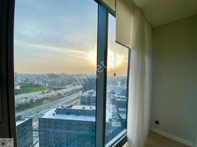 Skyland İstanbul 1+0 Eşyalı Oturuma Hazır Kiralık Daire