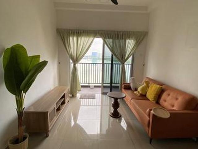Skylake Puchong Corner with balcony