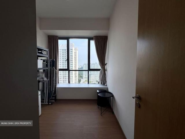 Skyline Residences D4, Condominium