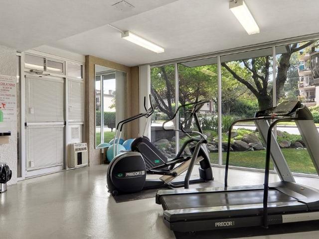 Skyline 1 Bedroom Apartment for Rent at 1305 12th Ave W, Vancouver, BC V6H 1M3 Fairview