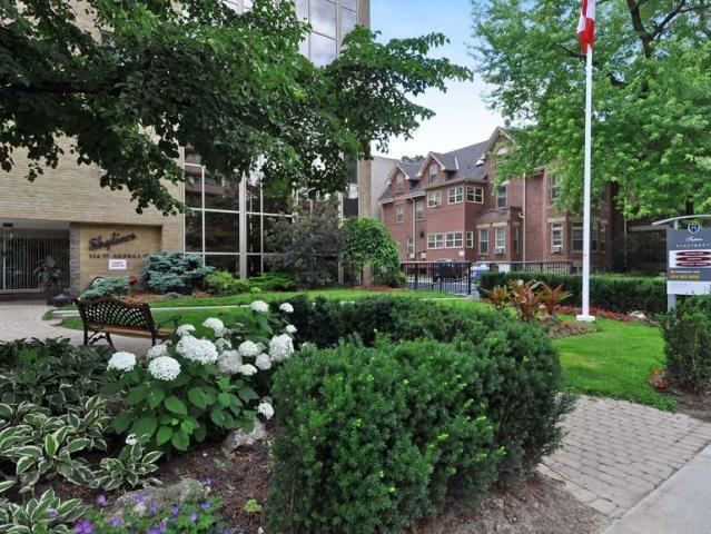 Skyliner Studio Apartment for Rent at 224 St. George St, Toronto, ON M5R 2N9 The Annex