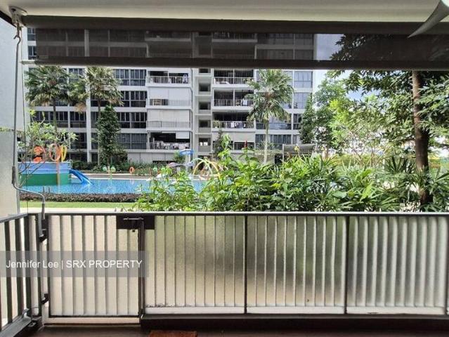 Skypark Residences D27, Condominium