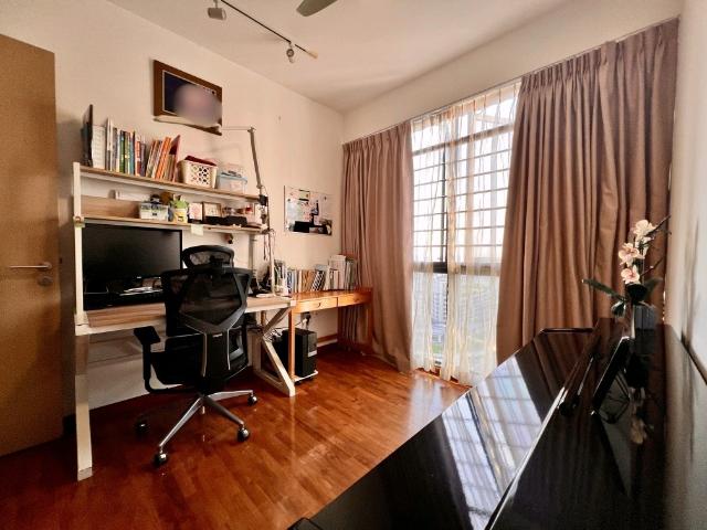 SkyPark Residences Executive Condominium For Sale, $1,850,000, 3 Bed 3 Bath 1,141 sqft $1,621.00 psf