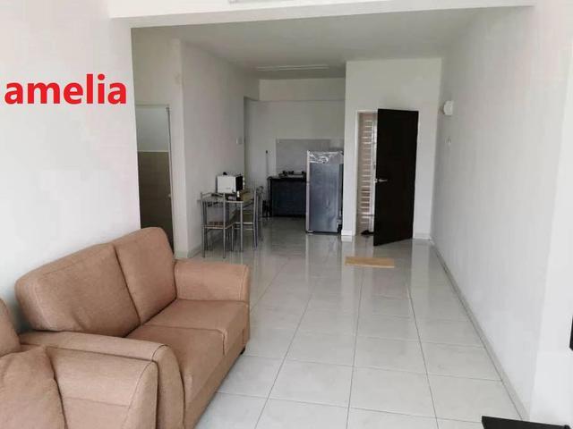 Skyridge apartment 750sf renovated nice view 2 car park