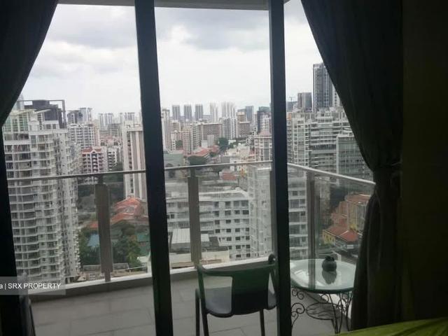 Skysuites 17 D12, Apartment