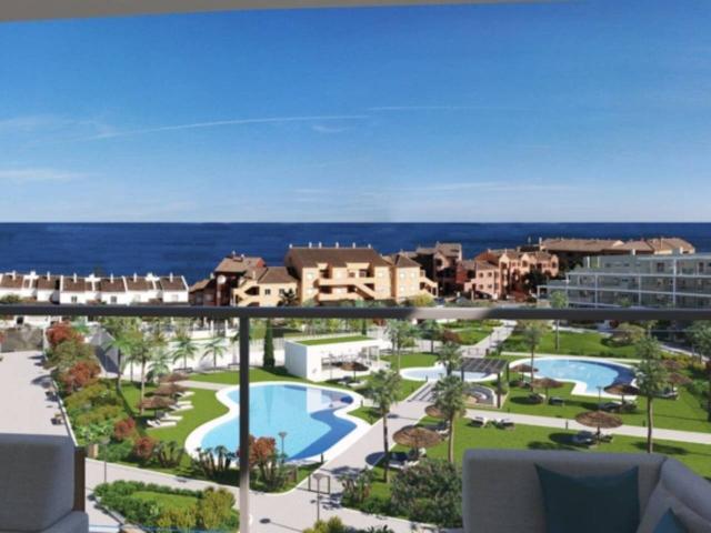 SHOW APPARTMENT FOR SALE WITH FURNITURE INCLUDED IN MANILVA CLOSE TO ESTEPONA
