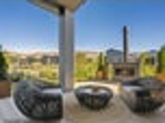 Show Home, Beautiful Views, Income from Day One