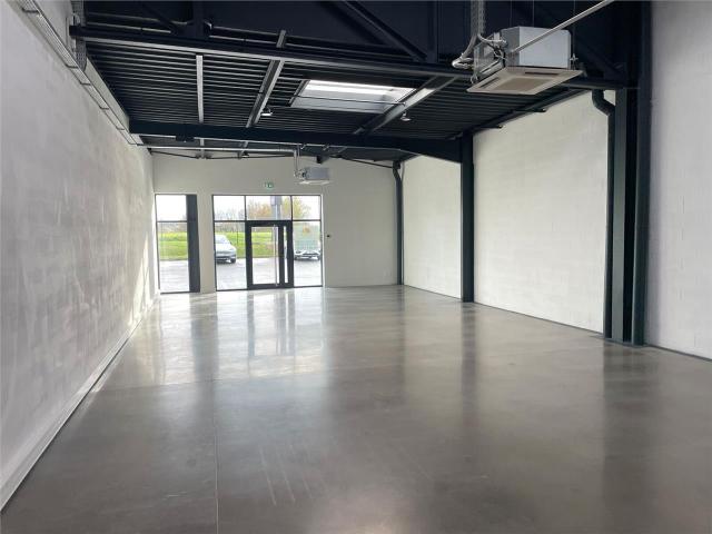 Show room et stockage à louer Sainte Catherine Proximité A1 et A26