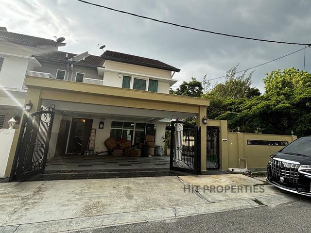 ShowHouse CORNERLOTAZELIA BUKIT BANYAN