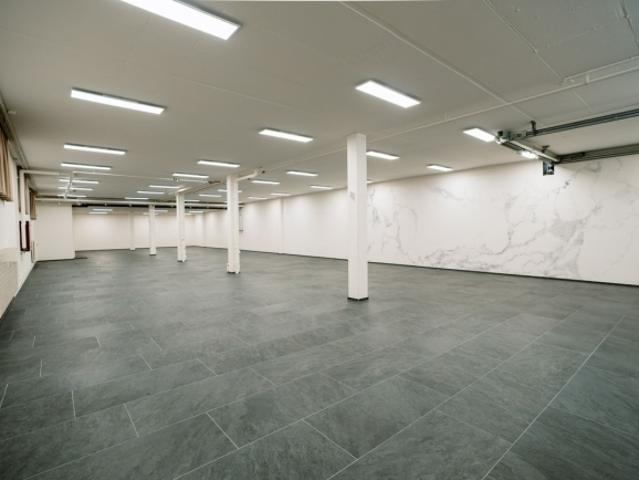Showroom an bester Lage im Kanton Zug