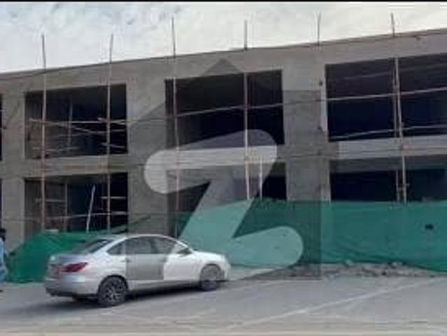 Showroom available for rent