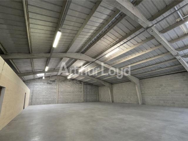 Showroom bureaux à vendre Marquion Accès immédiat A26