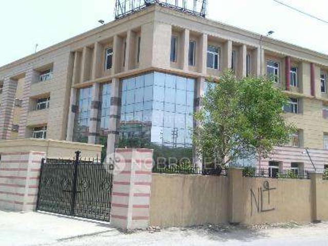 Showroom in Vasundhara, Ghaziabad for Rent