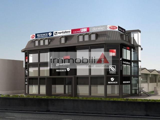 Showroom in affitto a Verano Brianza