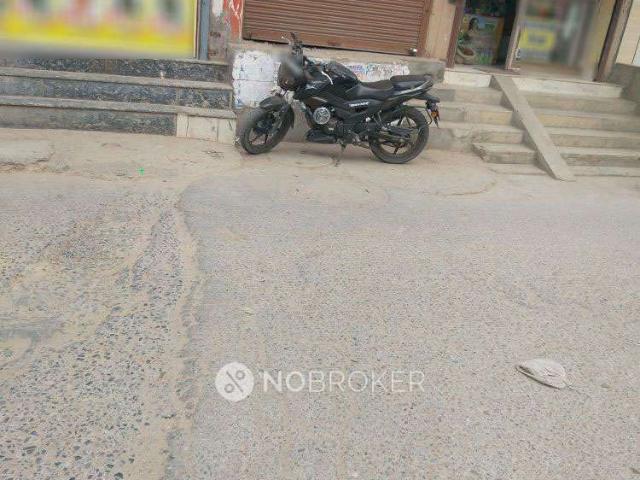 Showroom in Najafgarh, Delhi for sale