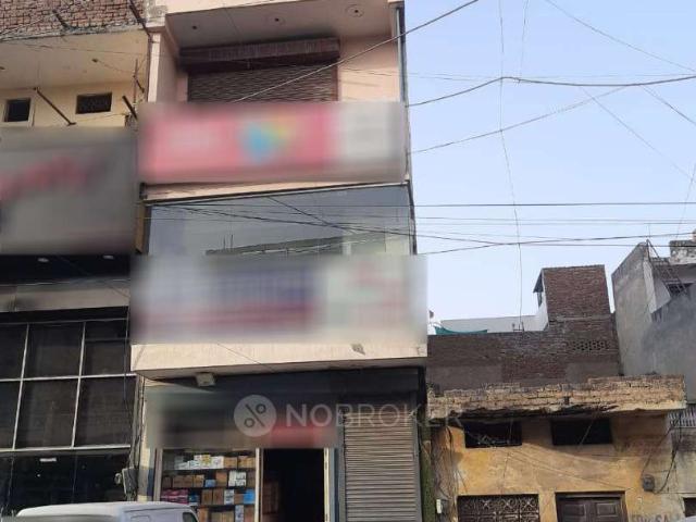 Showroom in New Industrial Township, Faridabad for Rent