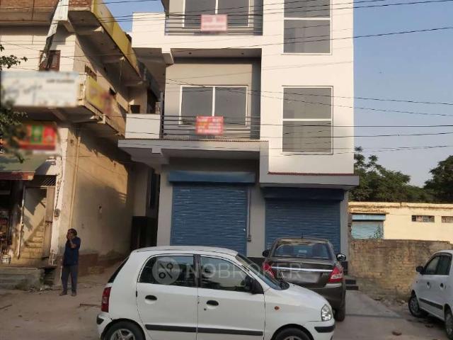 Showroom in Patel Nagar, Ghaziabad for Rent