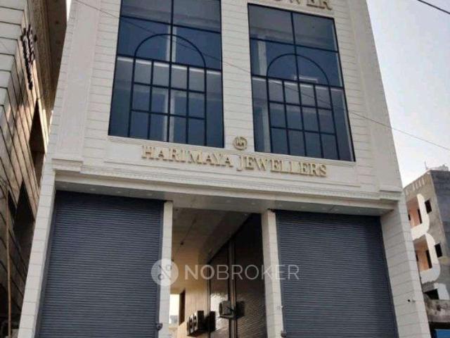 Showroom in Sector 110, Noida for Rent