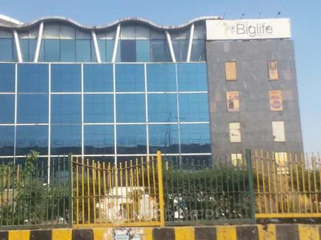 Showroom in Sector 27, Noida for Rent