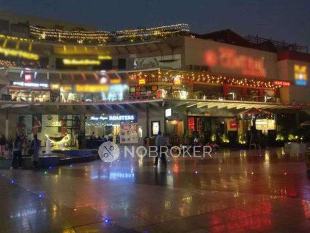 Showroom in Sector 38, Noida for Rent