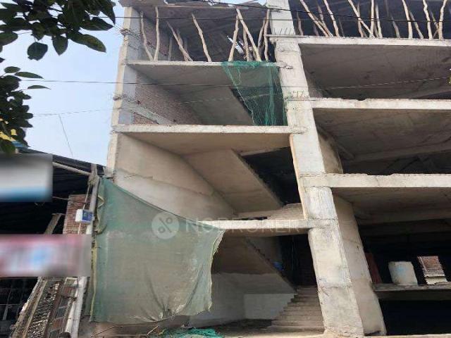 Showroom in Sector 49, Noida for Rent
