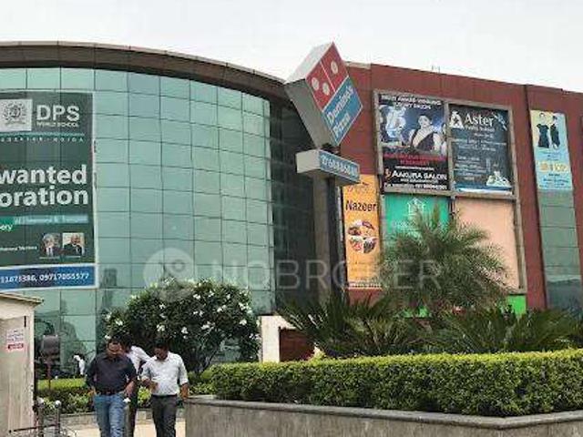 Showroom in Surajpur Site 4, Greater Noida for Rent