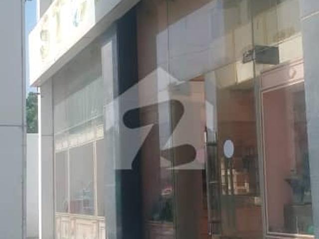 Showroom Plaza For Sale In COM 3, Clifton Karachi Prime Commercial Investment Opportunity!