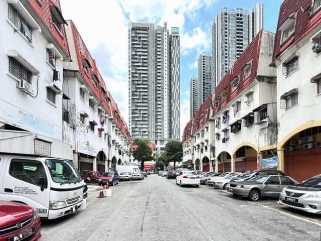 Shop Apartment 2nd Floor Taman Sri Sentosa Old Klang Road KL Geran