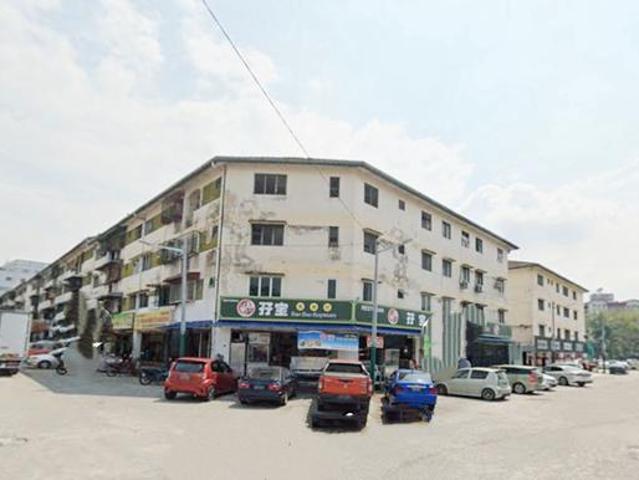 Shop Apartment Taman Desa Serdang Tingkat 1 Coner