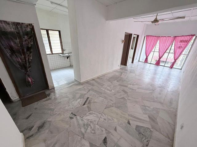 Shop Apartment Taman Sri Andalas Klang nearby MRT station