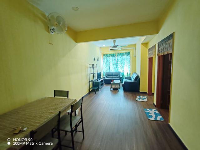 Shop Apartment Taman Sri Serdang UPM Fully Furnished