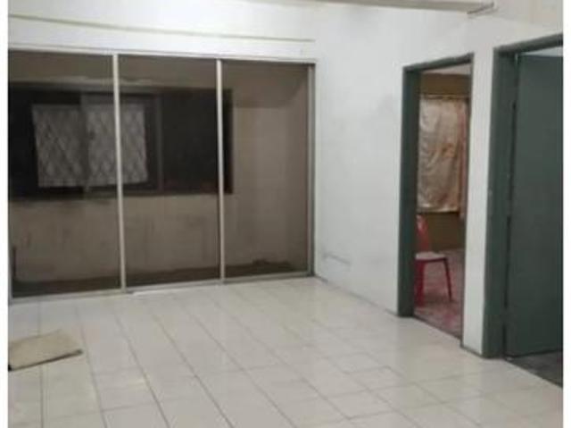 Shop apartment along Jln Dato Dagang 25 Taman Sentosa Klang for sale