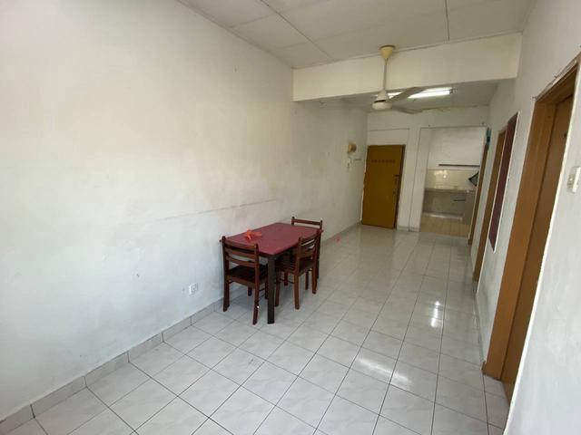 Shop Apartment at Taman Koperasi cuepacs kajang
