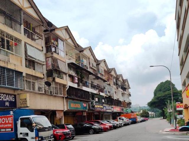 Shop Apartment at Serdang Raya Section 7 for Sale