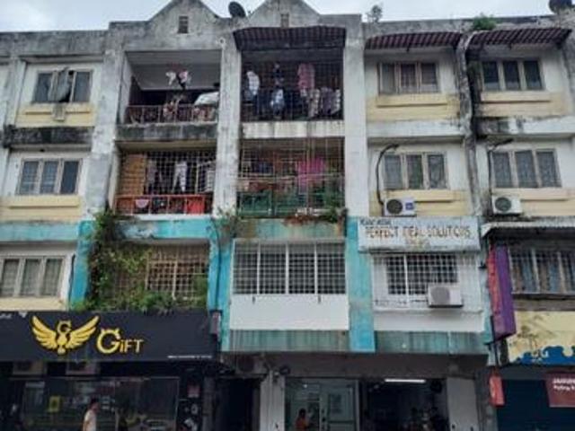 Shop apartment bandar baru ampang jalan wawasan 3rd floor tenanted
