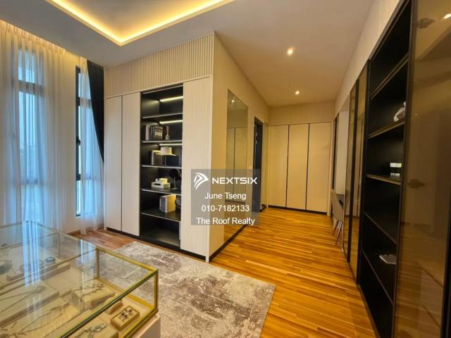 Shop apartment in taman sentosa