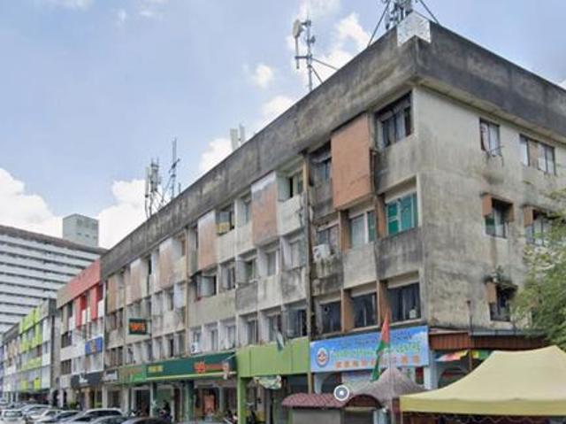 Shop apartment Jalan Cahaya 14 Taman Cahaya Ampang tingkat 3