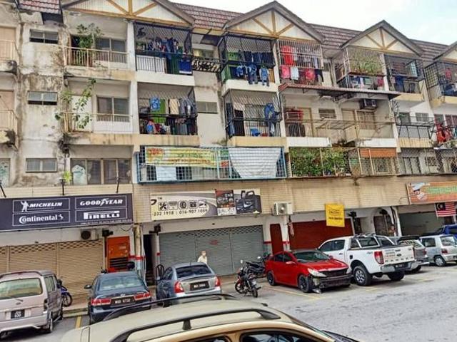 Shop Apartment Serdang Raya Court Tingkat 2
